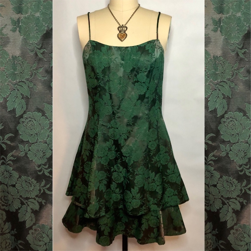 Vintage 90s Whimsigoth Green Floral Satin Jacquard Brocade Party Prom Dress